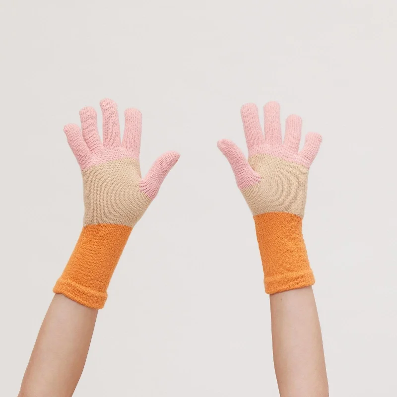 Paddington Orange cozy Knit Gloves